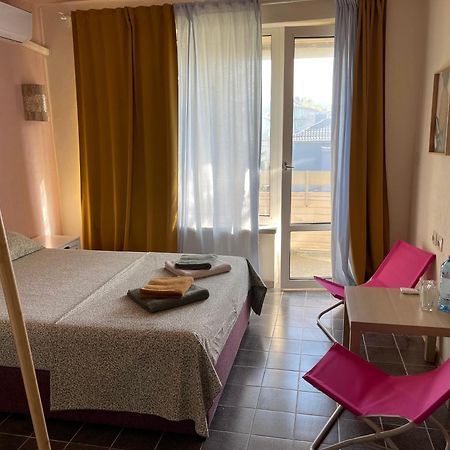 Hotel Amadina Garden Lozenets Esterno foto